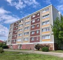 Wohnung 3 Zimmer mit Balkon - 327,00 EUR Kaltmiete, in Schwedt (Oder) (PLZ: 16303)
