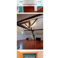 Dachgeschosswohnung in Euskirchen City ca. 90 m2 mit schrägen.