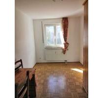 1 WG Zimmer für einen Studenten in Regensburg West für 530 Euro