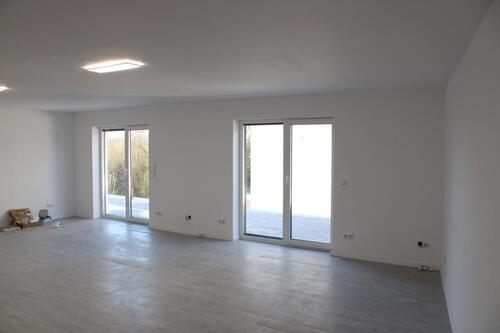 Foto - 4 Zimmer Erdgeschoßwohnung zur Miete in Pentling