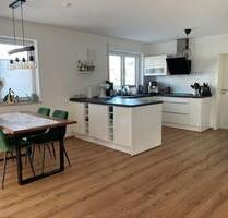 Großzügige 4,5-Zimmer-Wohnung mit Gartenanteil in Ergoldsbach