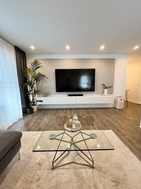 Foto - Exklusive, modernisierte 3 Zimmer Wohnung mit Balkon und Keller