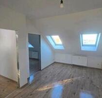 frisch renovierte Wohnung mit Eckbadewanne - Dessau-Roßlau