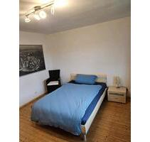 Einzelzimmer in einer WG - 450,00&nbsp;EUR Kaltmiete, ca.&nbsp; 110,00&nbsp;m&sup2; in Fulda (PLZ: 36037)