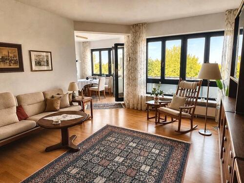 Foto - Sonnige Dachgeschosswohnung mit Lift, W-Balkon, bezugsfrei 1126