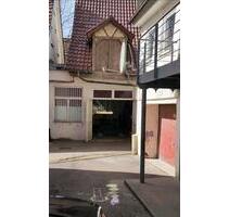 Große Garage Lager Stellplatz - 500,00&nbsp;EUR Miete, in Eningen unter Achalm (PLZ: 72800)