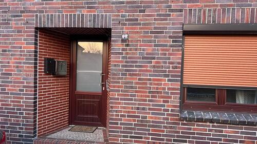 Foto - Haus Ab sofort zu vermieten verfügbar.