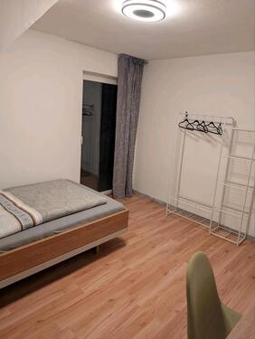 Foto - 6 Zimmer Etagenwohnung in Kenn