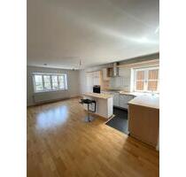 Attraktive 2‑Zimmer‑Wohnung in zentraler Lage von Waging a. See - Waging am See Fisching