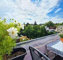 Platz zum Leben und Wohlfühlen – charmante Dachgeschosswohnung in Köthen - Köthen (Anhalt)