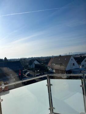 Foto - 3 ZKB mit schönem Ausblick - 800,00&nbsp;EUR Kaltmiete, ca.&nbsp; 80,00&nbsp;m&sup2;