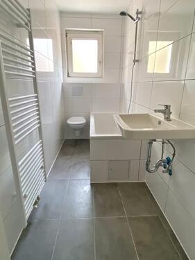 Foto - Traumhafte sanierte 3,5 Zimmerwohnung mit Balkon und Garten