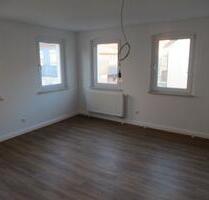 Zentrumsnahe 3-Zimmer Wohnung nähe Krankenhaus , frisch renoviert - Kronach