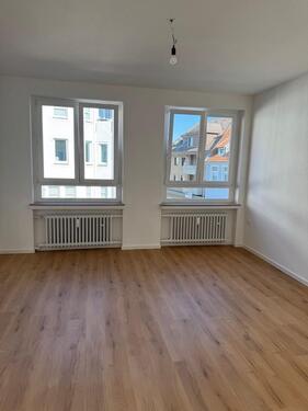 Foto - ***Grundsanierte 4-Zimmer-Wohnung 110 qm HF-Innenstadt***