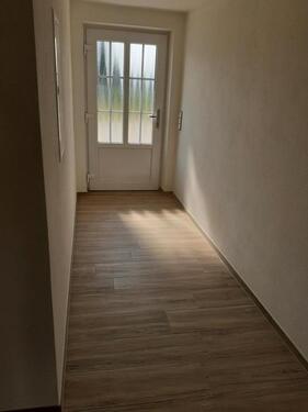 Foto - Vermiete 4 Zimmerwohnung - 1.050,00&nbsp;EUR Kaltmiete, ca.&nbsp; 100,00&nbsp;m&sup2;