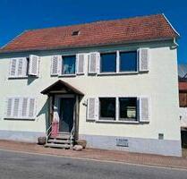 Haus & schön ausgebaute Sandsteinscheune( Rohbau) inkl. ca.780qm - Neuhemsbach