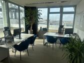 Foto - Penthouse Büro in Rosenheim – möblierter Büroraum mit Dachterrass