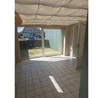 2 Zimmer Wohnung EG mit Garten und Wintergarten - Neuberend