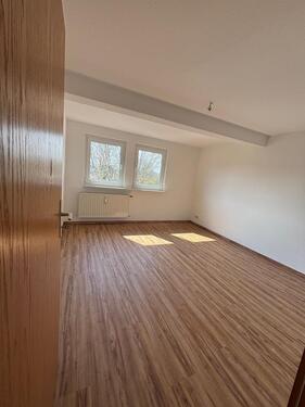 Foto - 2-Raum - Wohnung mit Einbauküche