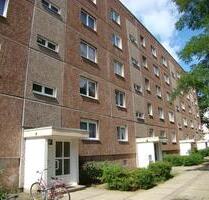 3-Raum-Wohnung mit Badewanne! - 327,00&nbsp;EUR Kaltmiete, ca.&nbsp; 59,40&nbsp;m&sup2; in Neustrelitz (PLZ: 17235)