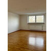 Helle 1 Zimmer Wohnung am Klenzepark mit Aufzug, Garage, saniert - Ingolstadt Südost