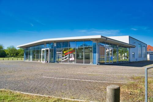 Foto - Ehemaliges Autohaus in Köthen - 2.800,00 EUR Kaltmiete,
