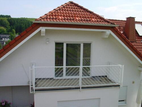 Foto - Dachgeschoßwohnung (Studio) - 525,00 EUR Kaltmiete,
