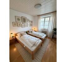 Großzügiges Zimmer mit eigenem Bad im Zentrum von Landshut