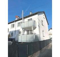 Provisionsfreie-Gepflegte Doppelhaushälfte in Gärtringen