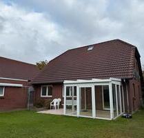 Einfamilienhaus mit Wintergarten und Garage (Zeitmietvertrag) - Wittmund