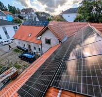 Großzügiges Wohnhaus mit Potenzial zum Mehrfamilienhaus - Schönenberg-Kübelberg