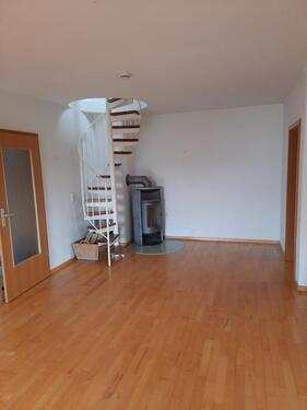 Foto - Lichtdurchflutete 3-Zimmer Wohnung mit Balkon in Langenpettenbach