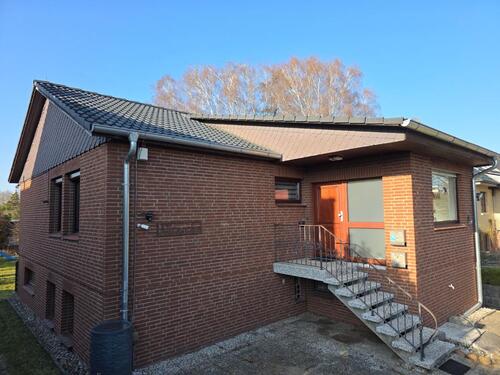 Foto - Einfamilienhaus mit Einlieger-Whg.- groß.GartenSauna von Privat!