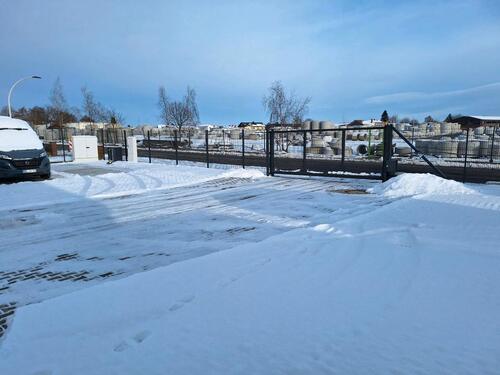 Foto - Garage Wohnmobile, Lagerräume, Wohnwagen, Oldtimer- Unterstellmög