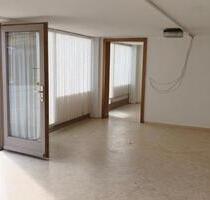 Lagerraum ca. 103 m² ebenerdig – optional mit Showroom-Fläche - Leiblfing