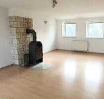 Gemütliche 3 Zi-Whg. mit EBK, Kaminofen, Garten und PKW-Stellplatz - Mühlhausen (Thüringen)