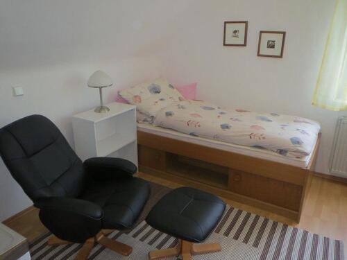 Foto - Gepflegtes möbliertes Zimmer mit WC u. EBK, inkl. WLAN u. Stromkosten, in Rodgau-Dudenhofen