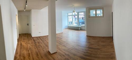 Foto - Alsfeld Zentrum: Großzügige + helle 2 ZKB Erdgeschoß Whg., 79 qm