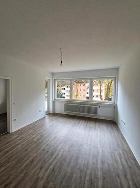 Foto - Sonnige 3,5-Zimmer-Wohnung mit Balkon & Grünblick in Linden-Süd!