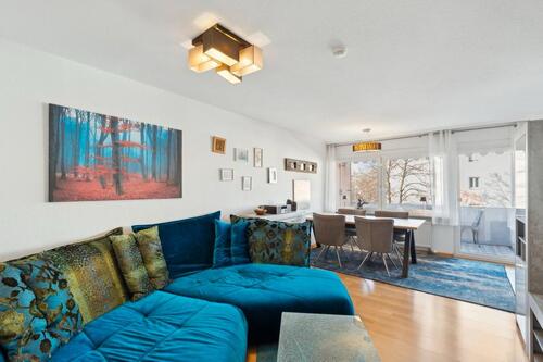 Foto - Helle 4-Zi Wohnung mit großer EK zu vermieten