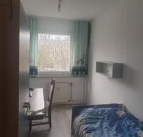 Biete möbliertes, helles kleines WG-Zimmer - Dresden Plauen