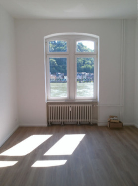 Foto - Altbauwohnung, 85 qm, Rheinlage zu vermieten