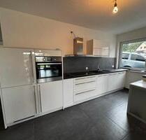 Neubau-Wohnung mit Terrasse und Einbauküche - Illingen