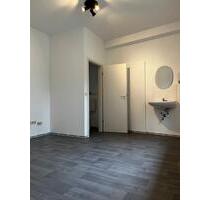 Büro im Zentrum von Kösching - 250,00&nbsp;EUR Kaltmiete, ca.&nbsp; 15,00&nbsp;m&sup2; in Kösching (PLZ: 85092)