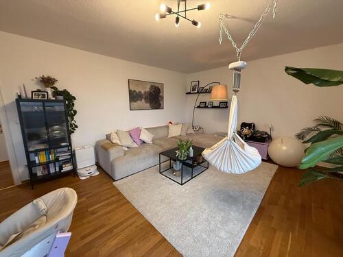 Foto - 3 Zimmer Wohnung - 1.050,00&nbsp;EUR Kaltmiete, ca.&nbsp; 90,00&nbsp;m&sup2;
