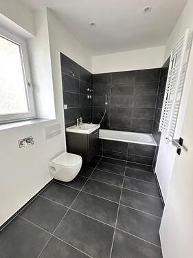 Foto - 2 bezugsfreie Wohnungen nebeneinander - Einzel- oder Paketkauf