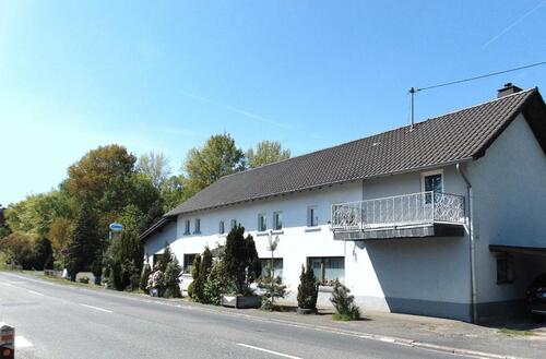 Foto - Investoren aufgepasst! Anwesen mit großem Potenzial ca. 6300 qm²