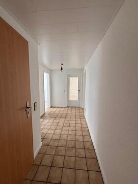 Foto - Dachgeschosswohnung - 623,00 EUR Kaltmiete,