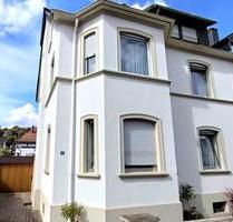 Exklusiv in Dillingen: 75m² Altbau-Juwel, saniert, hohe Decken, G - Dillingen (Saar)