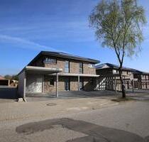 Moderne KfW 40+ Doppelhaushälfte - Hohenwestedt